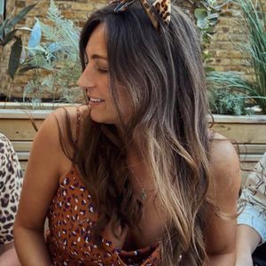 Meet your Posher, Casey